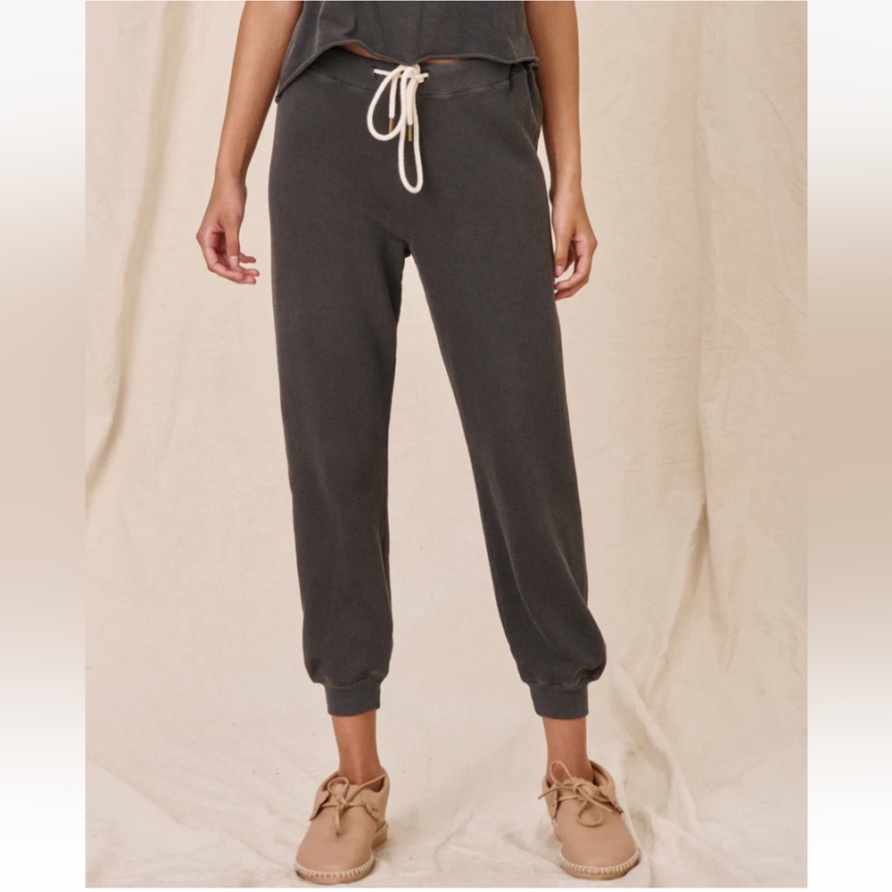 SOLD THE GREAT Washed Navy Cropped Sweatpants Joggers 0 XS